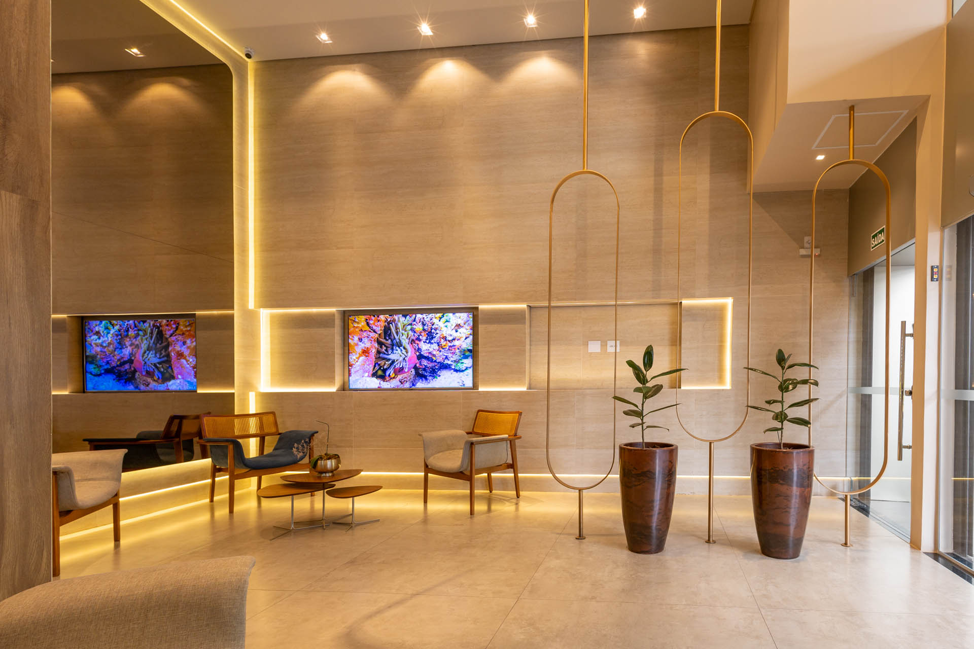 LOBBY HOTEL P